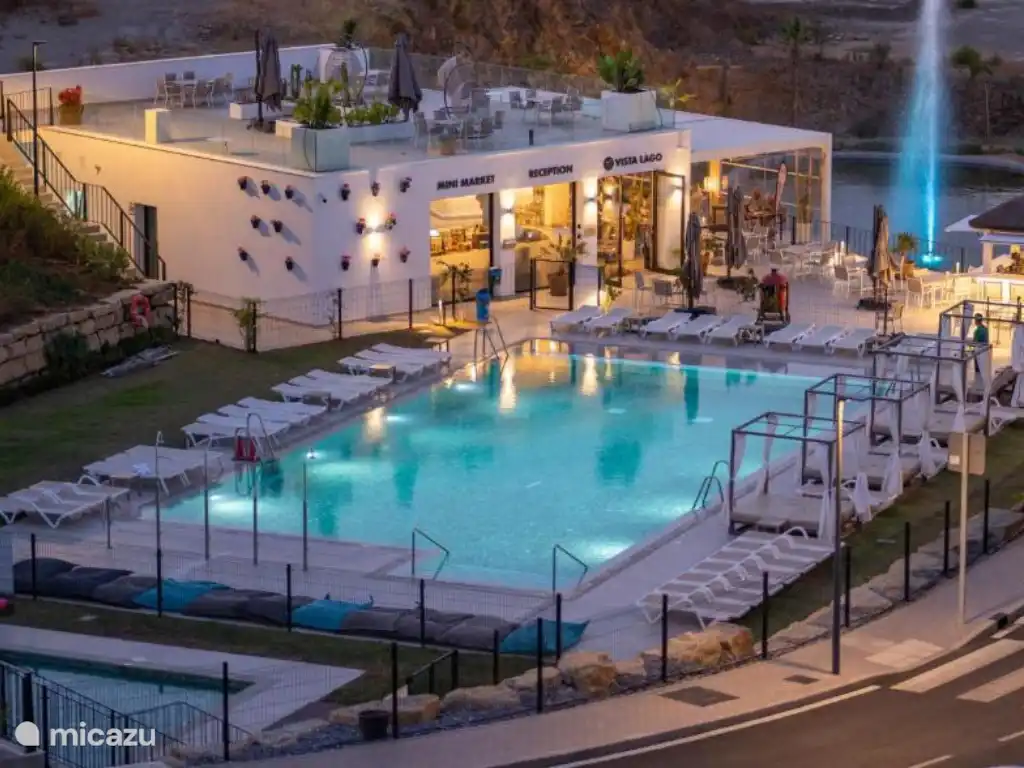 Restaurant und Schwimmbad