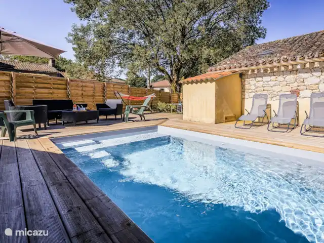 Paquinne en Francia, Lot, Porte-du-Quercy - casa vacacional La piscina