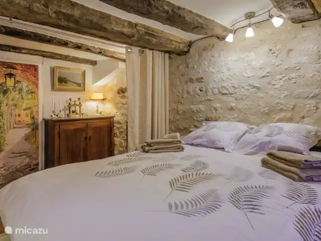 Paquinne en Francia, Lot, Porte-du-Quercy - casa vacacional El dormitorio
