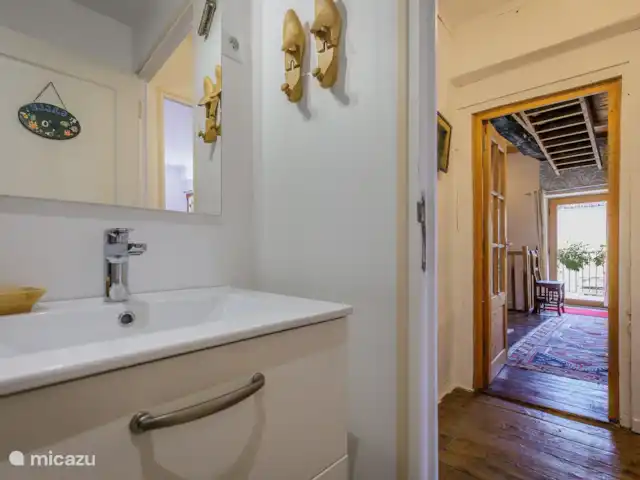 Paquinne en Francia, Lot, Porte-du-Quercy - casa vacacional Baño