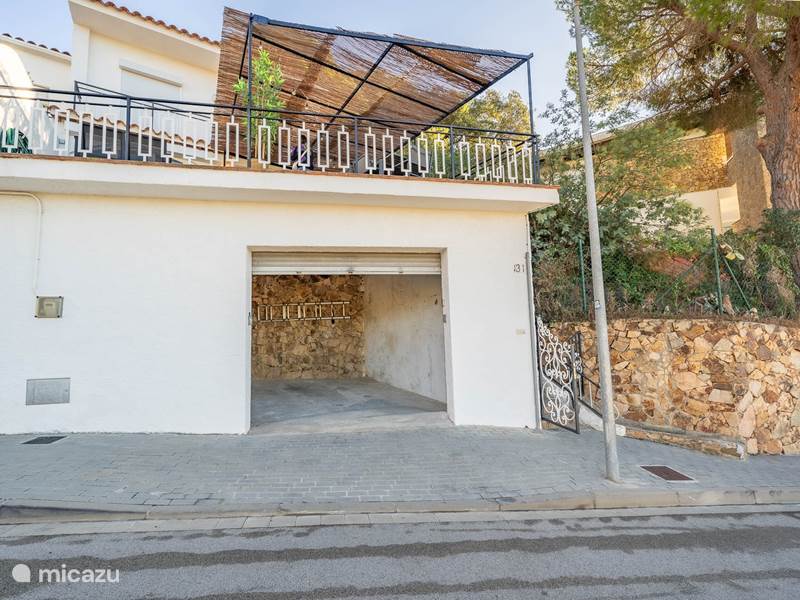Vakantiehuis Spanje, Costa Brava, Lloret de Mar Geschakelde woning La Maison Snoopy (6-8 pers), strand 