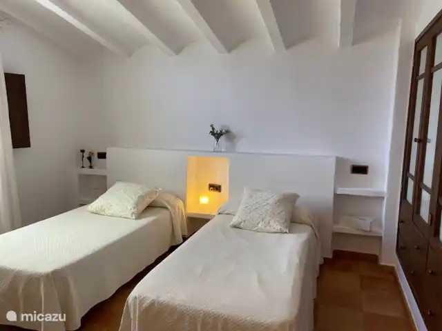 vakantiehuis huren in Spanje, Catalonië, L'Ampolla – Toren Kamer 3 met 2 eenpersoonsbedden