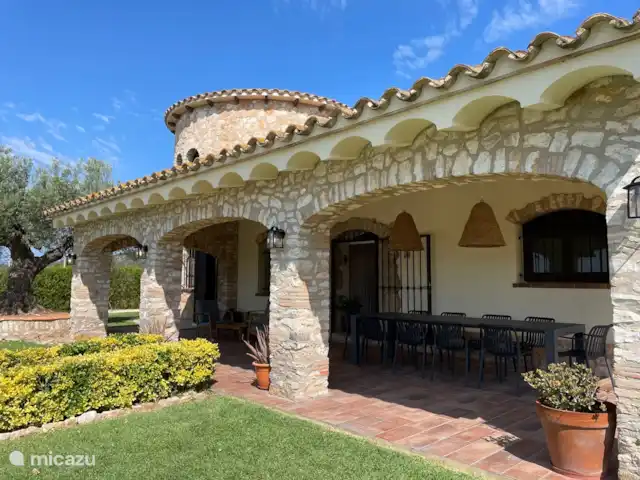 vakantiehuis huren in Spanje, Catalonië, L'Ampolla – Toren Veranda met tafel voor 10 personen en zithoek
