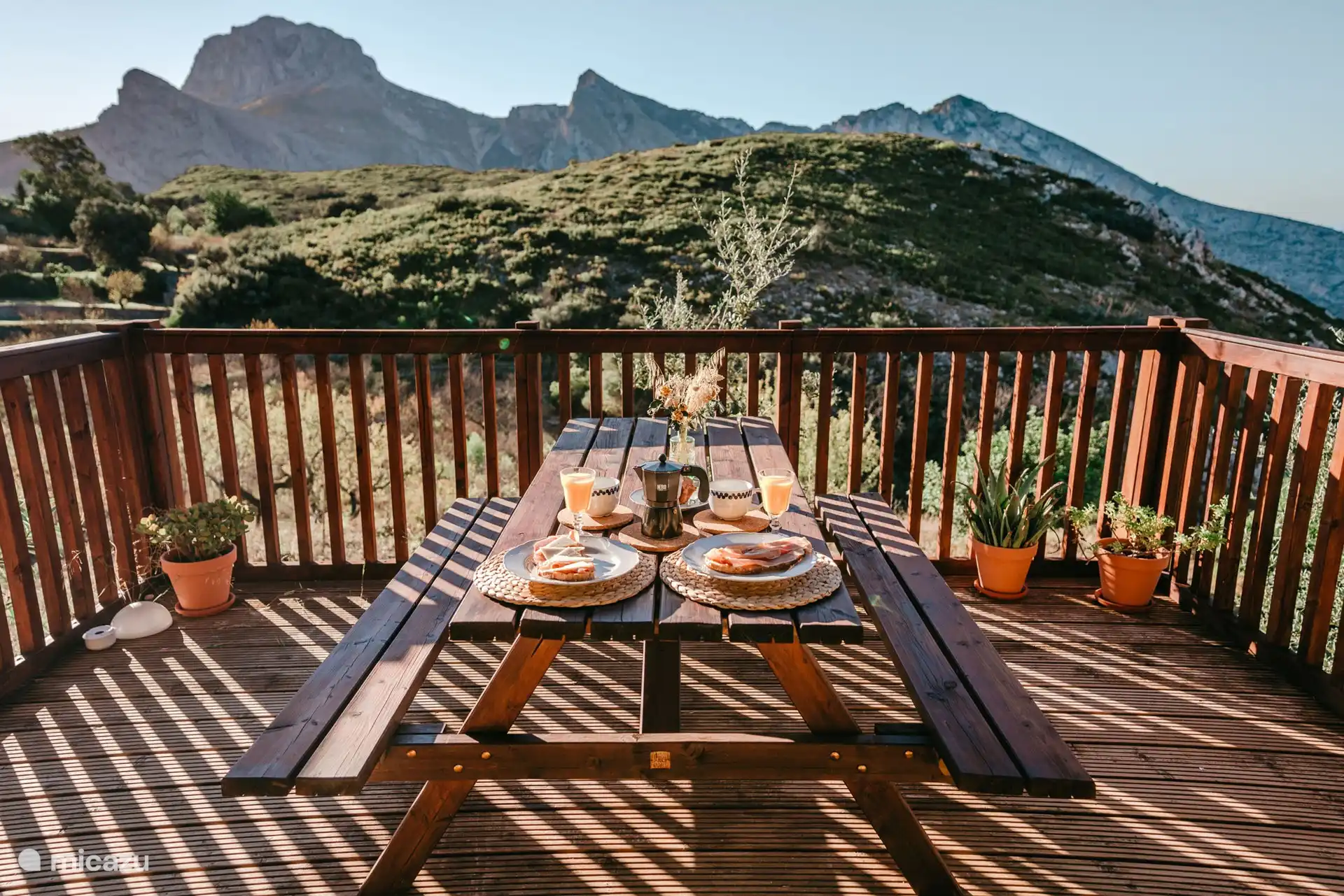 Picknicktisch mit Aussicht