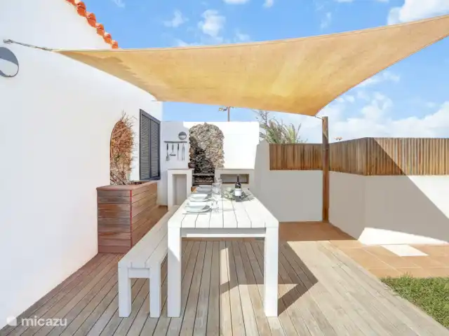 The Beach House (nouvelle inscription) | Espagne, Fuerteventura, Corralejo - maison de vacances Nos clients adorent vivre dehors et faire un barbecue