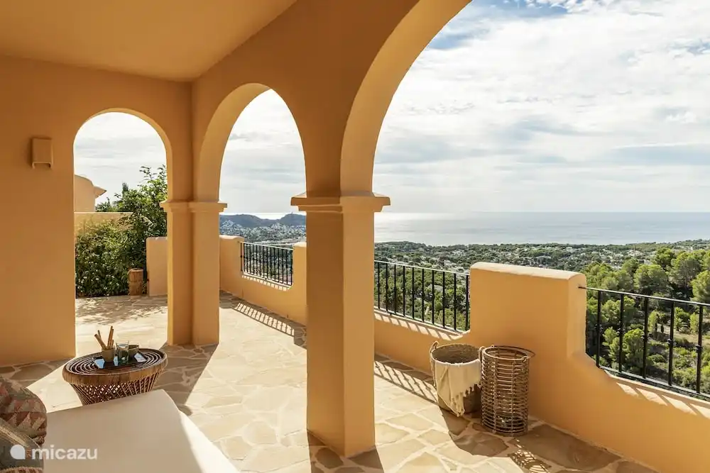Terrace downstairs to the bedrooms