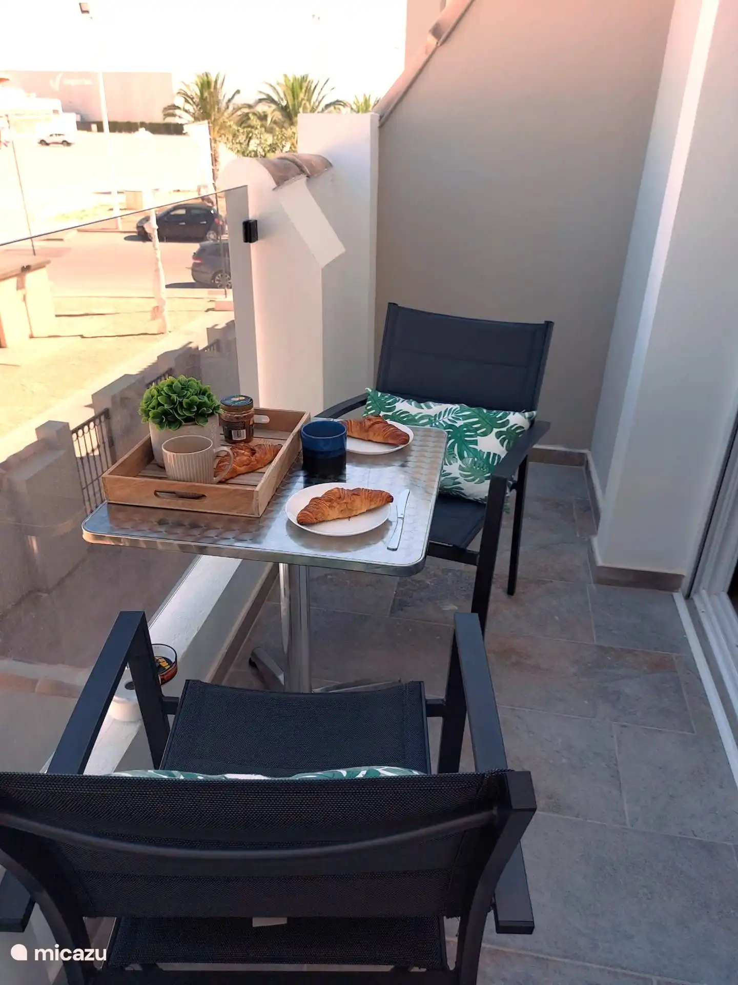 Leckeres Frühstück auf Terrasse 1 mit freiem Blick