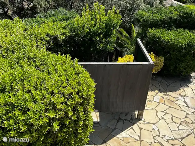 villa huren in Spanje, Costa Brava, Platja d'Aro – Villa met prachtig zeezicht en airco Lekker buiten douchen