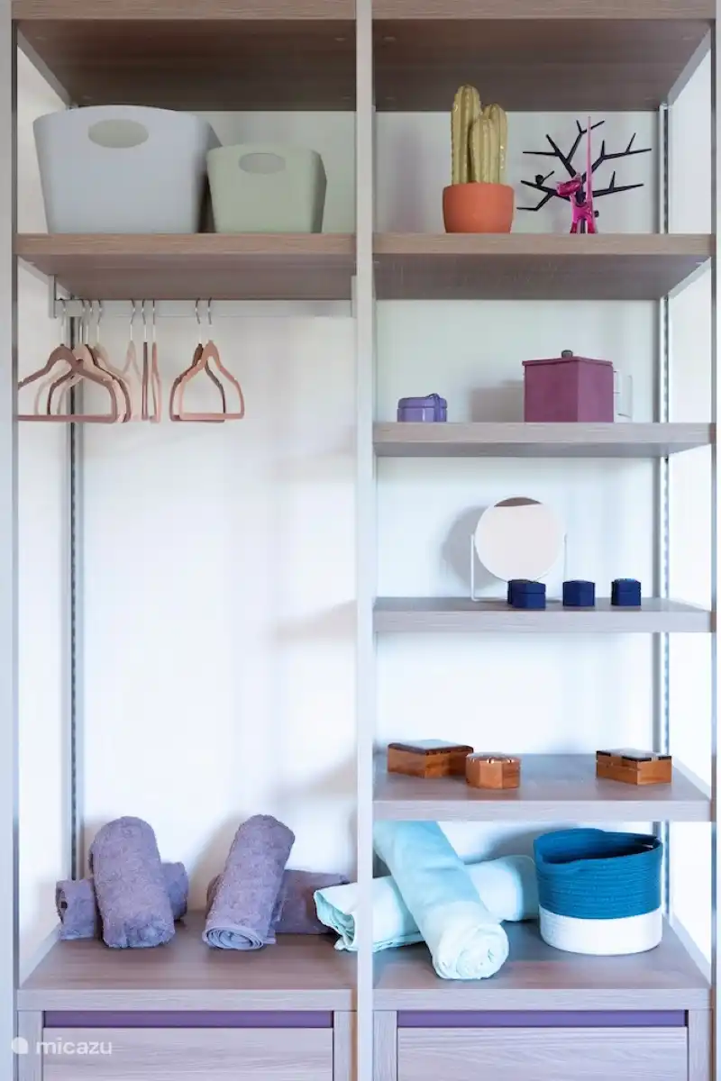 Detail der Garderobe