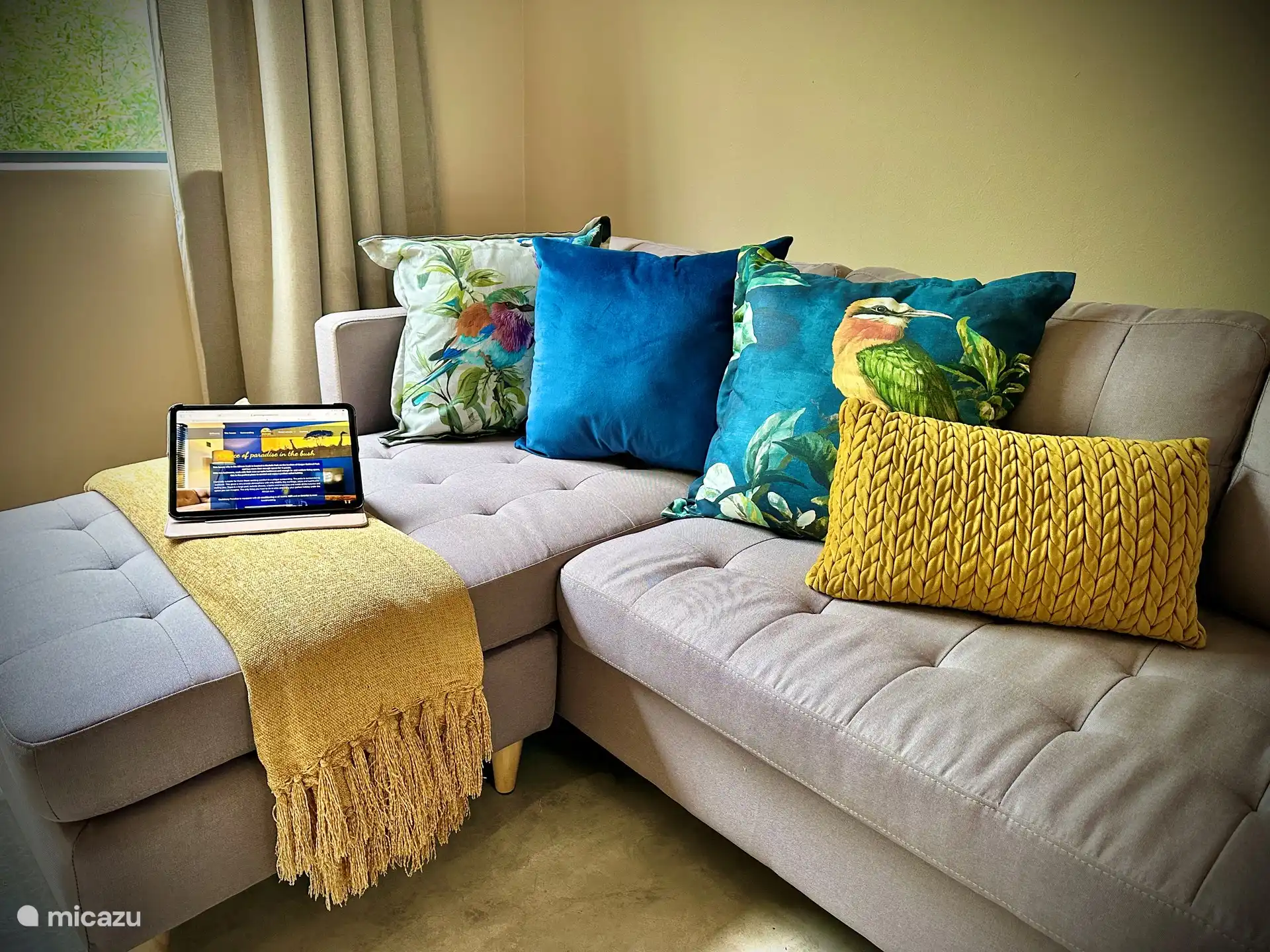 Lounge-Ecke im Hauptschlafzimmer