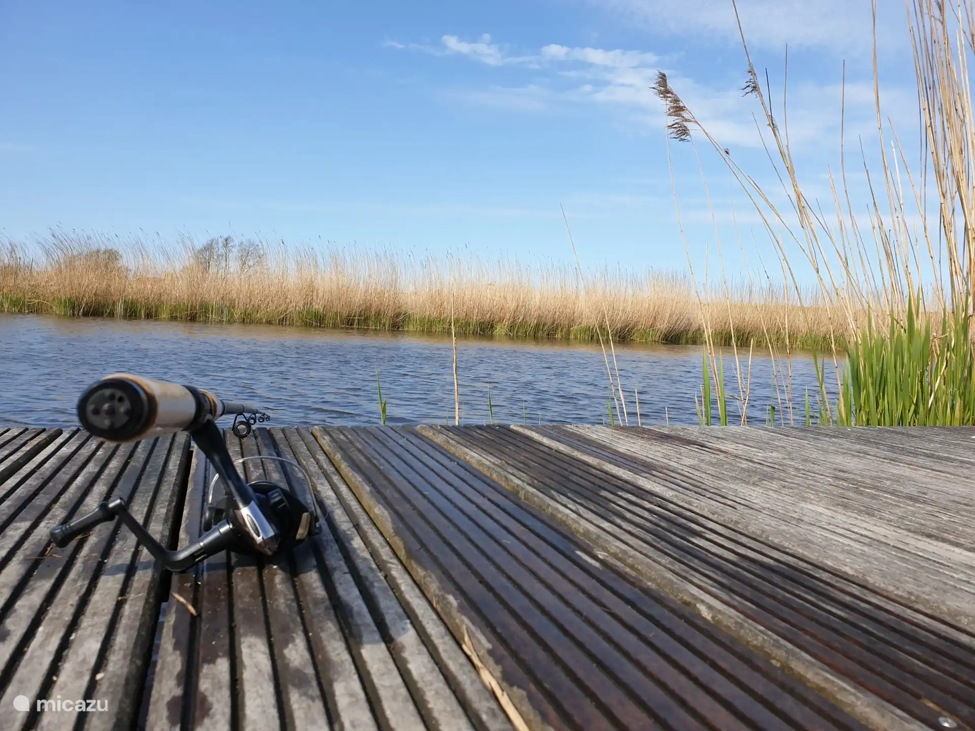 Angelgewässer in der Nähe und ein Angelpass ist im Haus erhältlich.