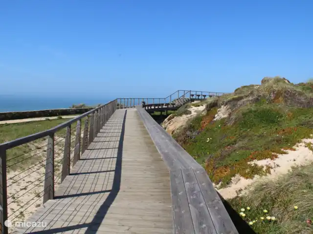 Maison VARZEA | Portugal, Costa de Prata, Alfeizerão - maison de vacances Les magnifiques sentiers en bois rendent facilement accessibles même les endroits difficiles d'accès.