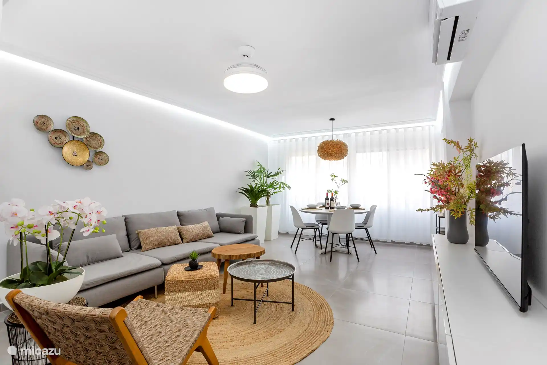 woonkamer en eetkamer gedeelte