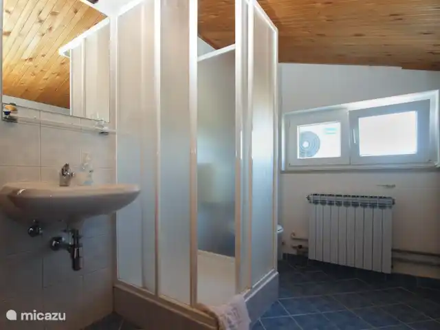 vakantiehuis huren in Kroatië, Istrië, Pula – Huis Dubravka badkamer