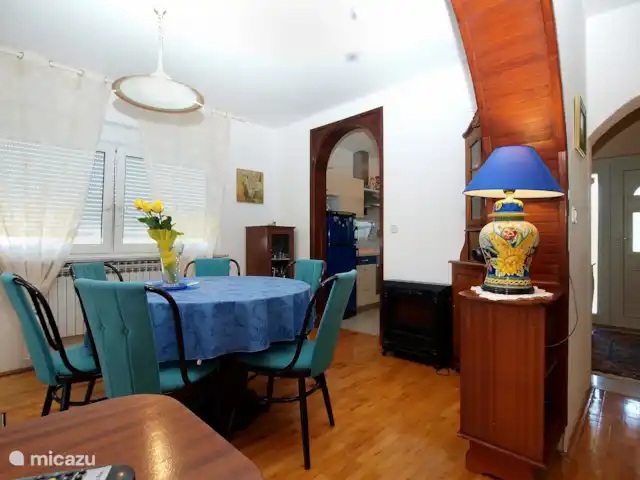 vakantiehuis huren in Kroatië, Istrië, Pula – Huis Dubravka woonkamer