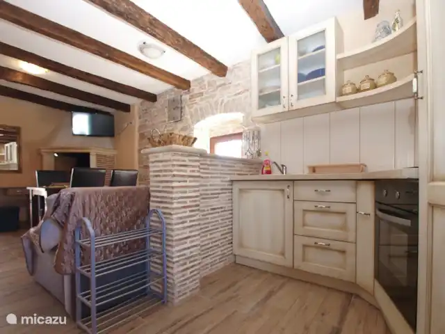 vakantiehuis huren in Kroatië, Istrië, Zminj – Huis Galant keuken