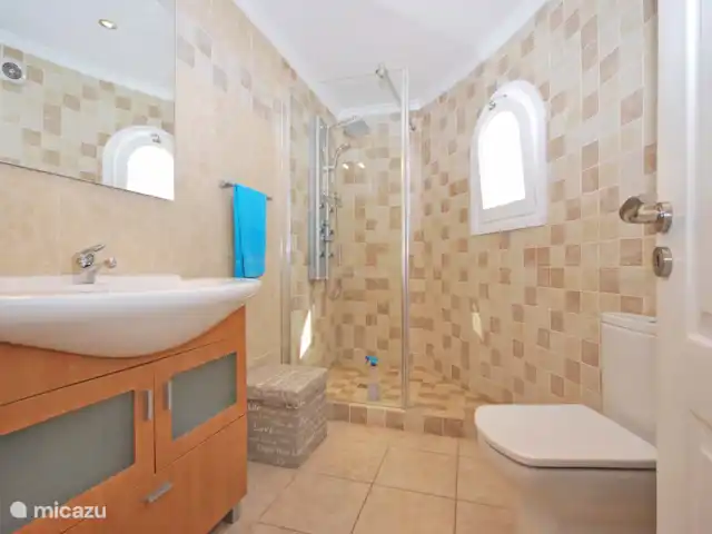 Villa Amaré en España, Costa Blanca, Benissa - villa baño de abajo con inodoro