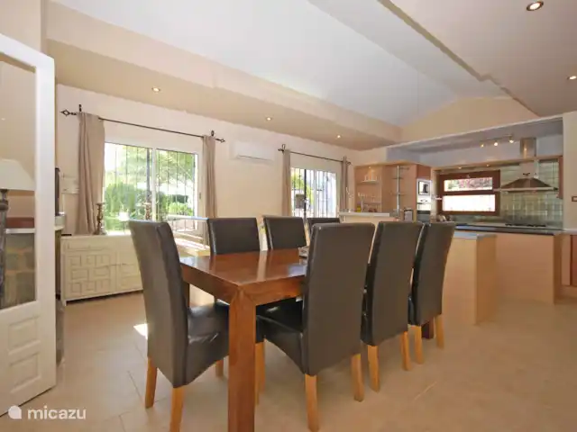 Villa Amaré en España, Costa Blanca, Benissa - villa comedor arriba con aire acondicionado