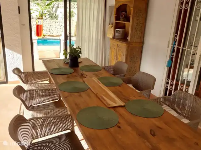 Siempre Verde - Con piscina climatizada en España, Costa Blanca, Moraira - villa Naya con vistas a la piscina.