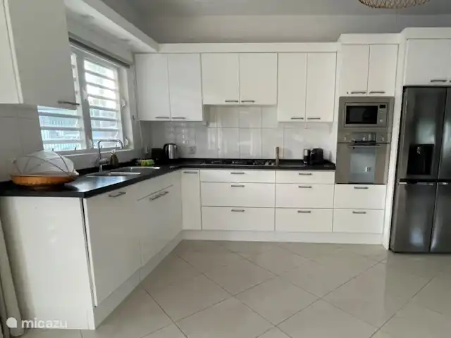 Kas Haddock huren in Curaçao, Banda Ariba (oost), Brakkeput Abou - villa Open keuken