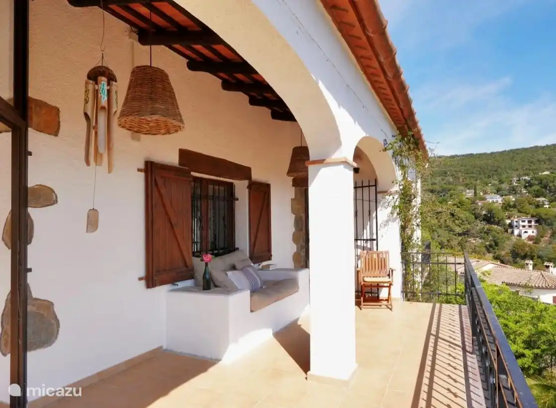 Veranda around the house