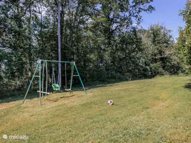 Rosepèche | France, Dordogne, Les Eyzies-de-Tayac-Sireuil - maison de vacances Équipements de jeux dans le jardin