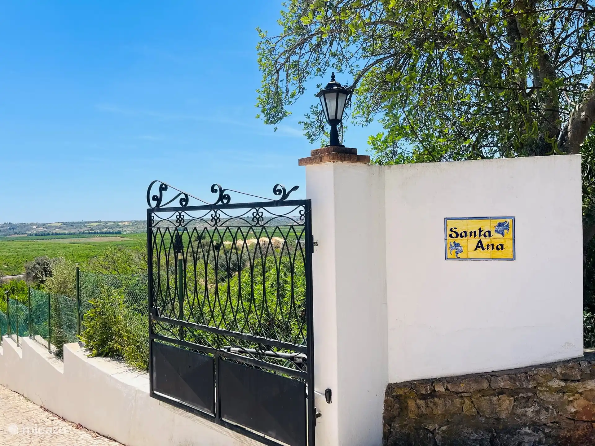 De entree van Santa Ana