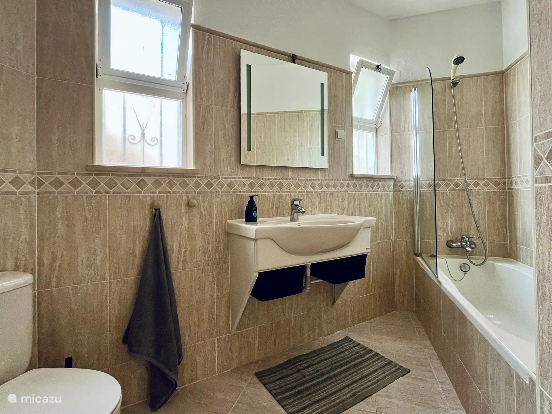 Badkamer van kamer 3