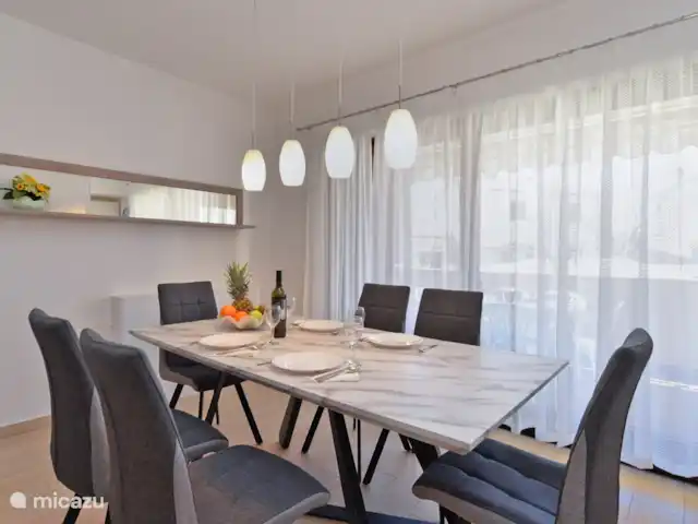 vakantiehuis huren in Kroatië, Istrië, Pula – Huis Emicol woonkamer