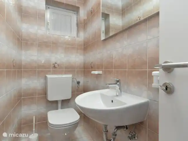vakantiehuis huren in Kroatië, Istrië, Pula – Huis Emicol badkamer