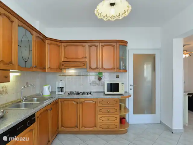 vakantiehuis huren in Kroatië, Istrië, Pula – Huis Emicol keuken