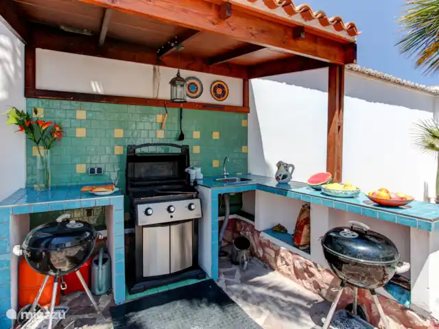 La Finca en España, Costa Blanca, Jávea - finca Cocina más popular con muchos invitados.