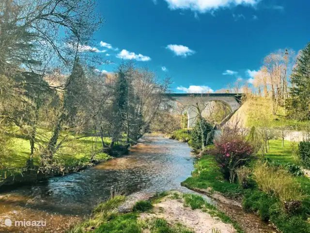 Le Coucou au Petit Bouleau | France, Dordogne, Saint-Pardoux-la-Rivière - appartement L'ancien pont ferroviaire de Saint Pardoux la Rivière