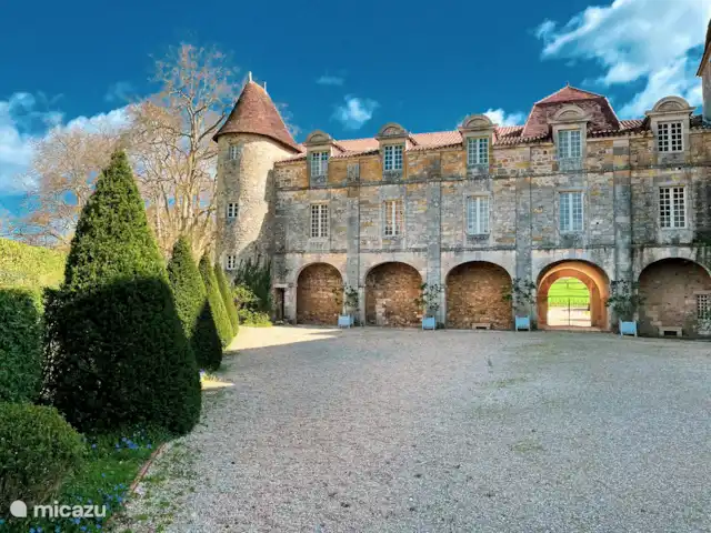 Le Coucou au Petit Bouleau | France, Dordogne, Saint-Pardoux-la-Rivière - appartement Le château à Saint Jean de Cole