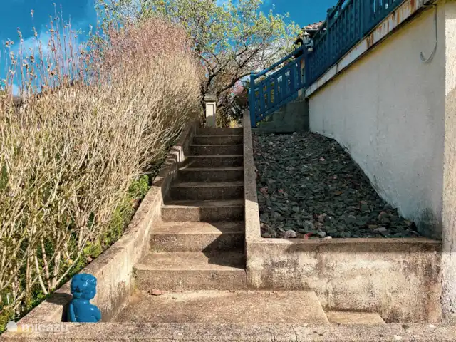 Le Coucou au Petit Bouleau | France, Dordogne, Saint-Pardoux-la-Rivière - appartement L'escalier extérieur de la maison