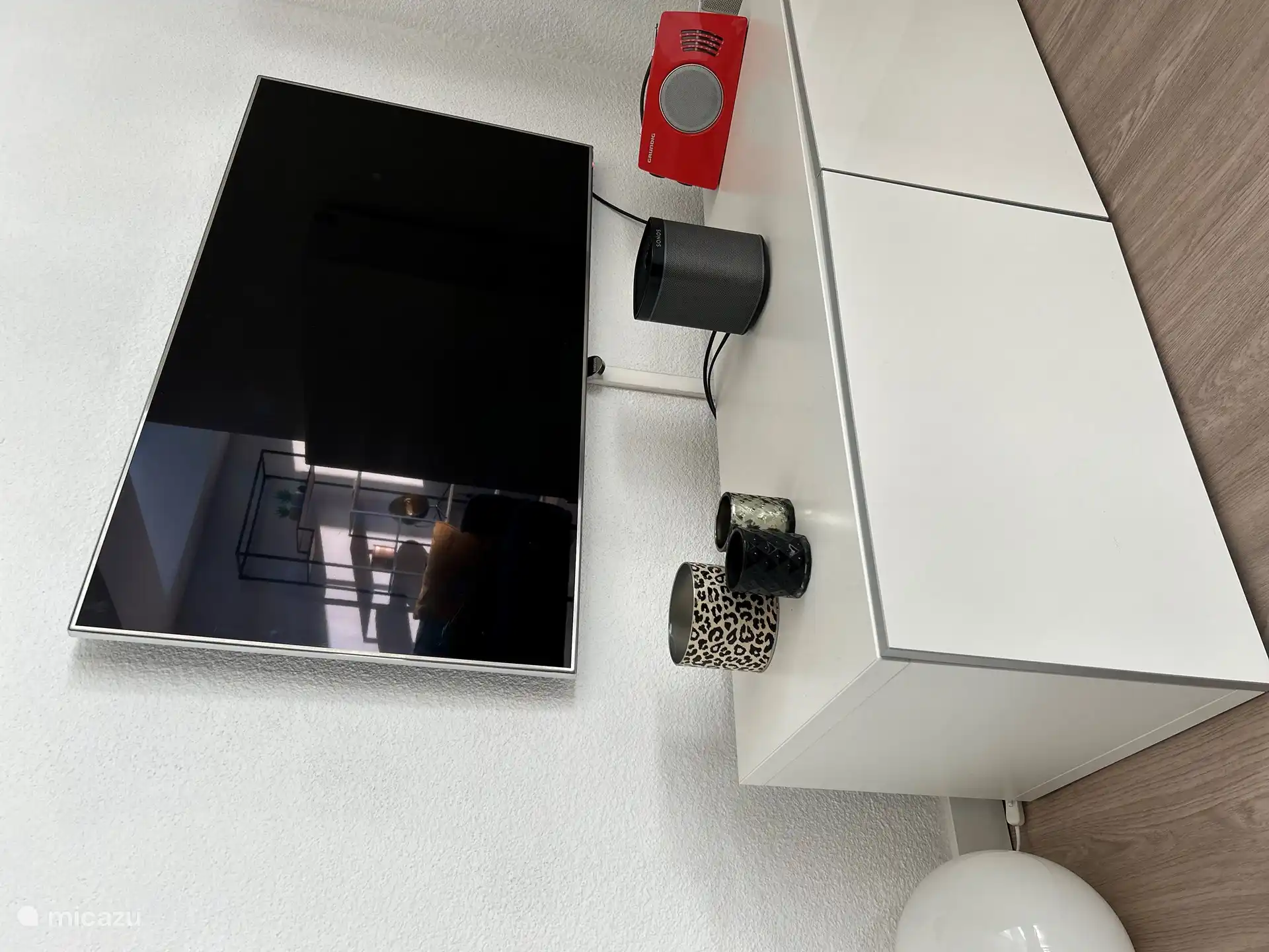 televisión en la sala de estar