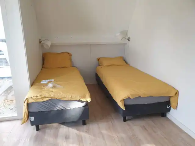 Guesthouse 10 | Pays-Bas, Hollande du Nord, Schellinkhout - maison de vacances chambre 2 avec lits séparés