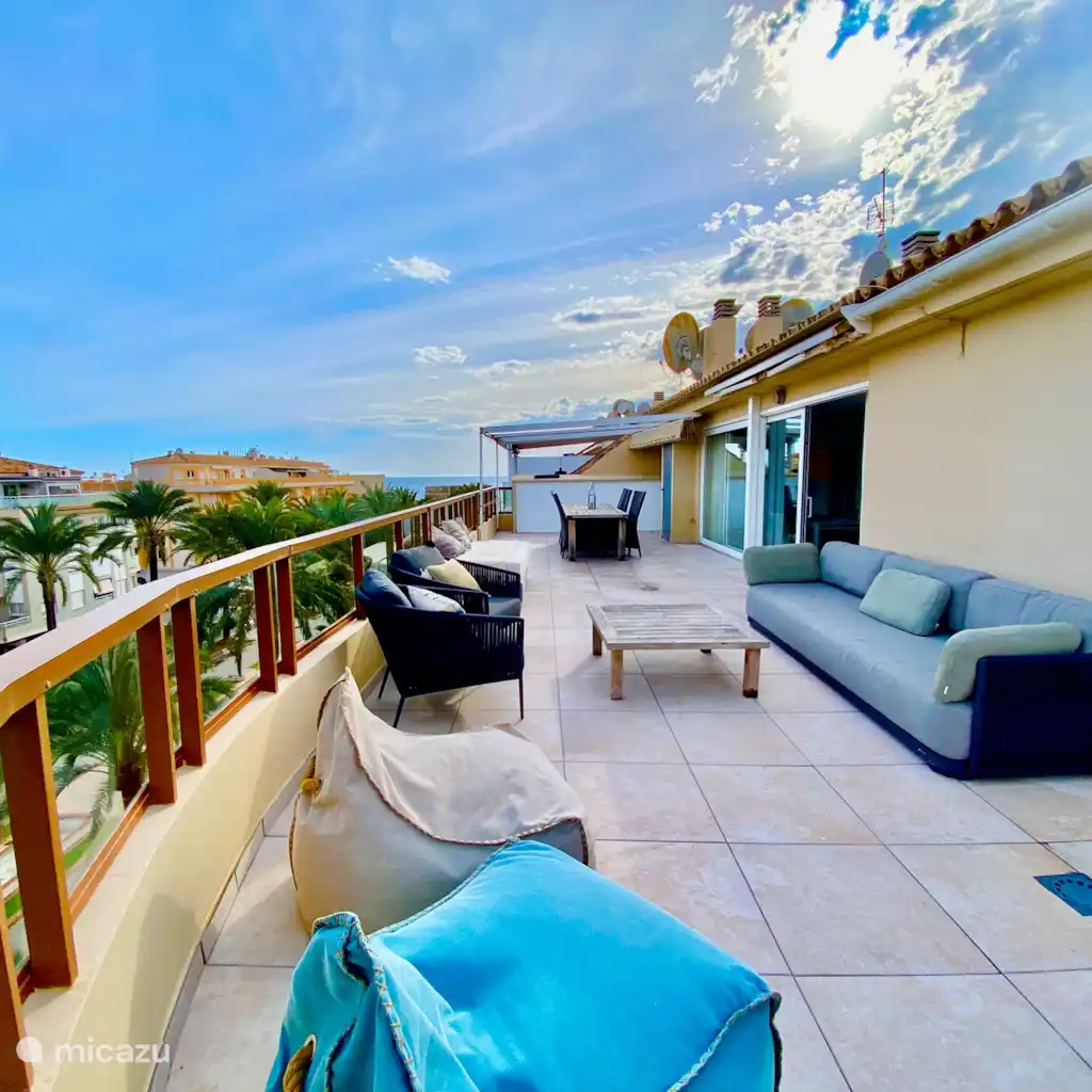 Penthouse Seven Oceans