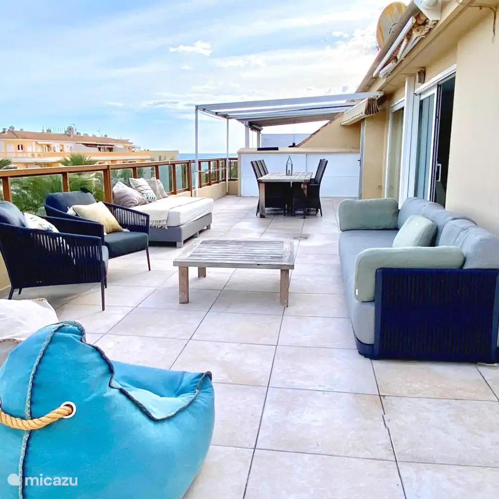Penthouse Seven Oceans