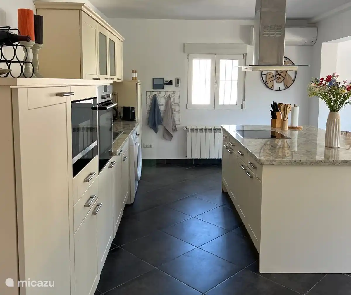 Photo détaillée de la cuisine