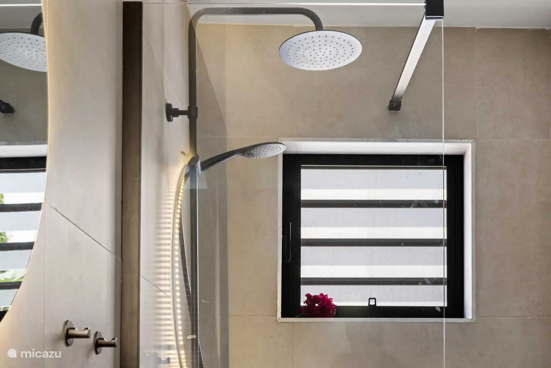 Regen douche en hand douche