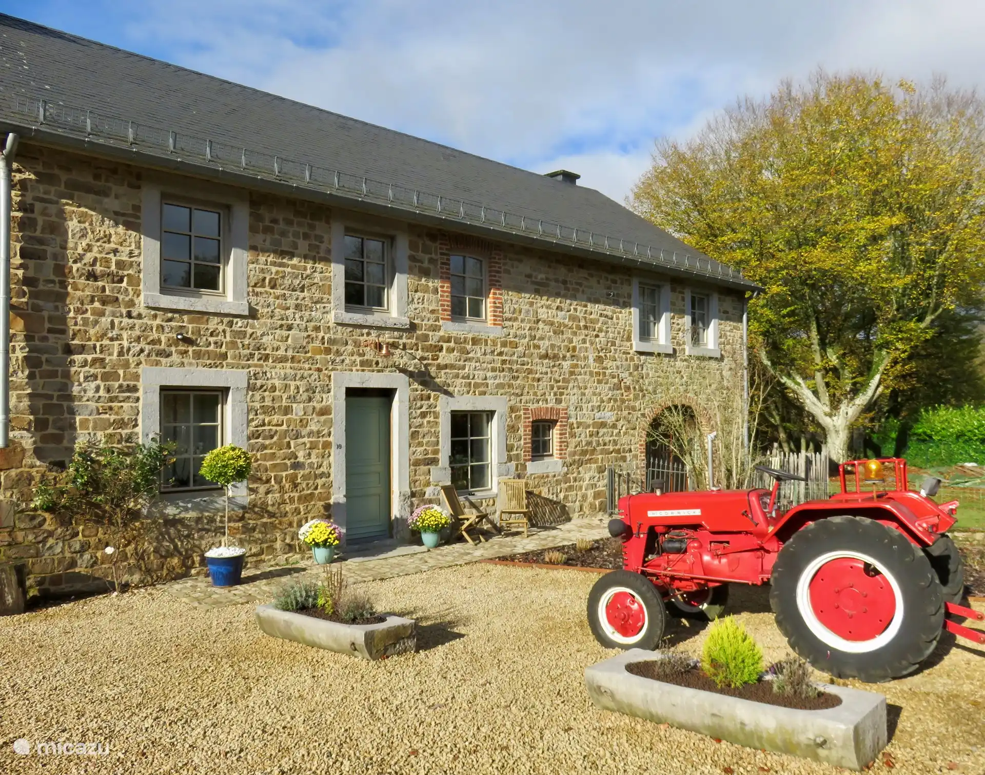 Vorderseite des Hauses