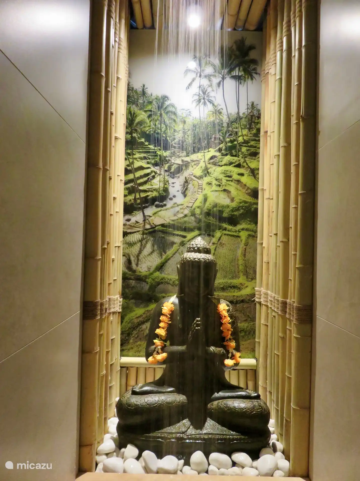 Dusche im Wellnessbereich