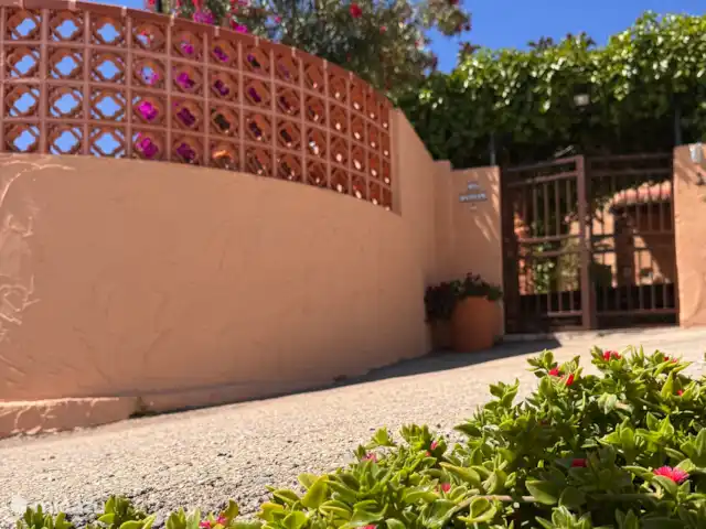 Loma Alta, casa cueva con piscina en España, Costa Blanca, La Murada - casa cueva Entrada a la casa de vacaciones