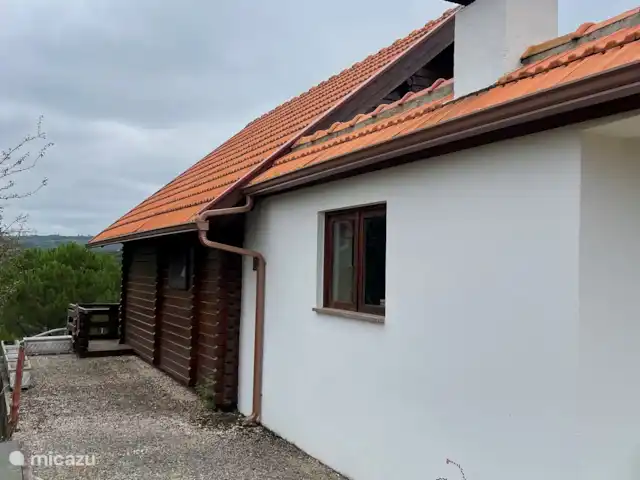 Location de Vacances Portugal, Coimbra, Covas, cabane en bois / lodge - Casa Vista Bonita Maison de vacances en bois latérale