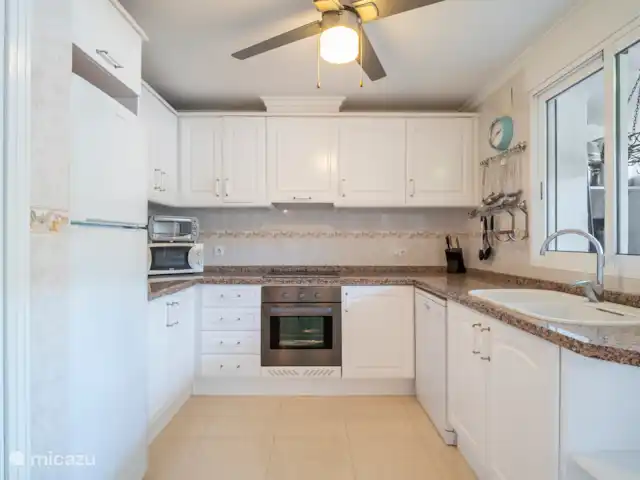 Casa Rosa en España, Costa Blanca, Benitachell - villa Agradable cocina con todo el equipamiento necesario