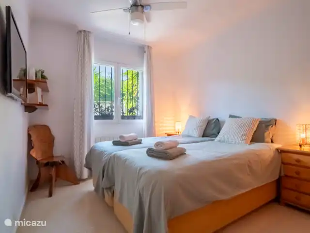 Casa Rosa en España, Costa Blanca, Benitachell - villa Dormitorio con dos camas individuales