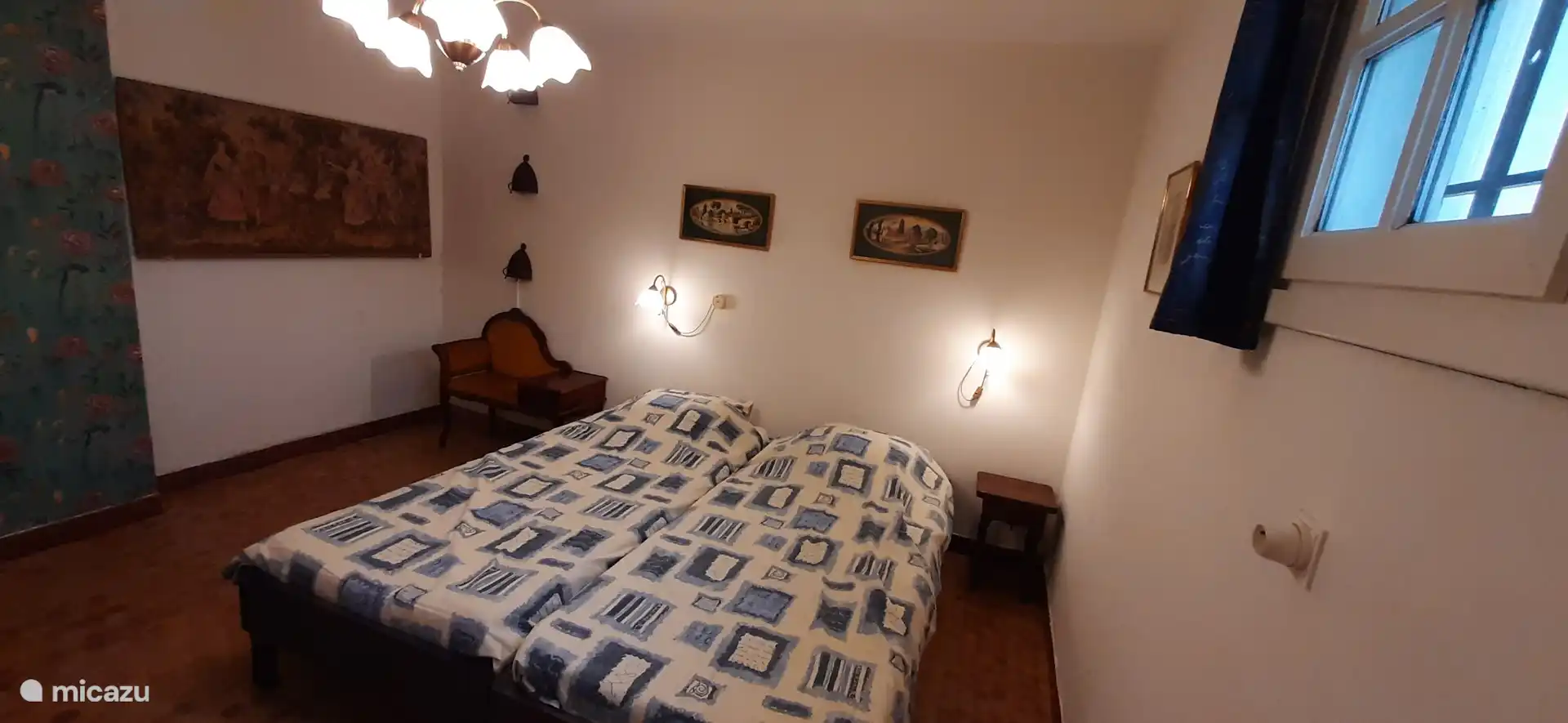 Dormitorio con 2 camas individuales del apartamento De Bosuil