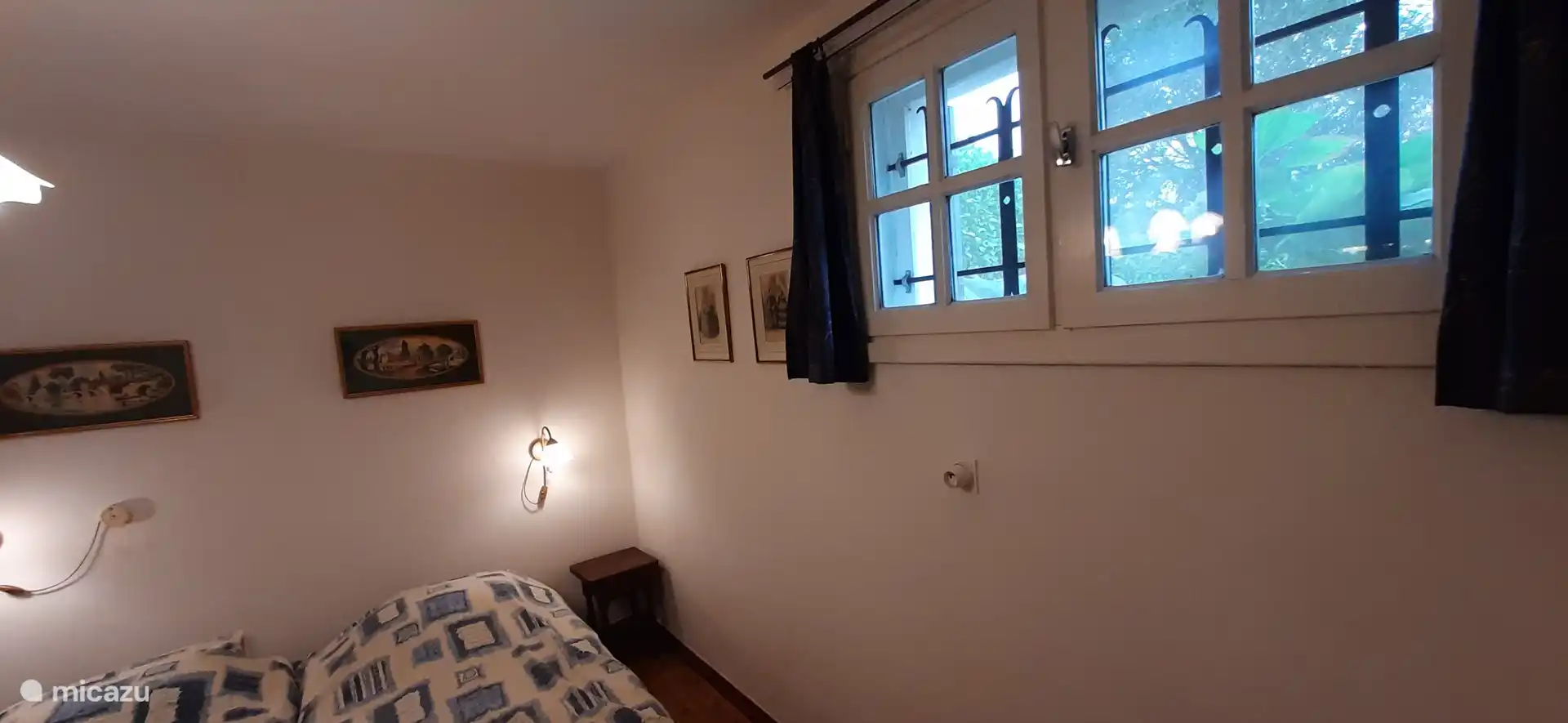Dormitorio ventana apartamento de Bosuil