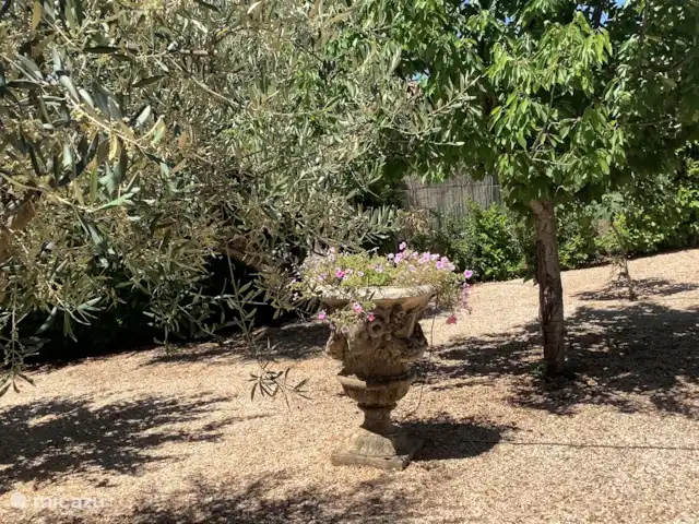 Mas de Michéri | France, Var, Villecroze - villa Un petit refuge secret dans le jardin